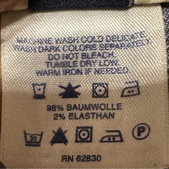 Lands End Women's Khaki Chino Shorts Size 4 EUC 7" Inseam - Picture 4 of 4